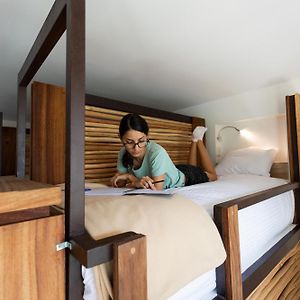 Dormitory Room Mixed